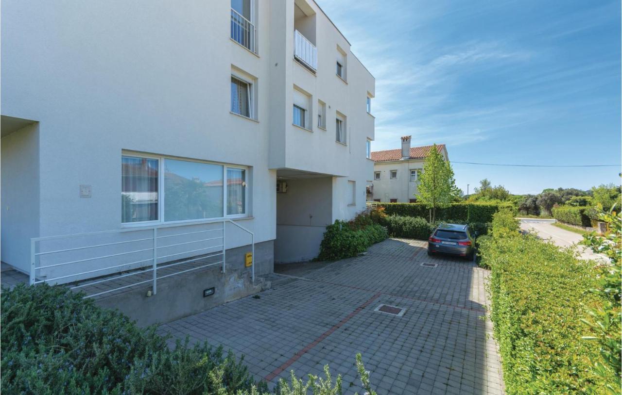 Apartment 1 Bedroom Lovely In Rovinj